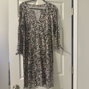 Size Large Lilly Pulitzer quarter sleeve dress. Brand new with tags